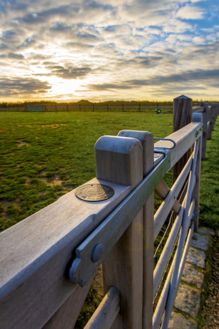 De Sutter Naturally Fencing & Gates
