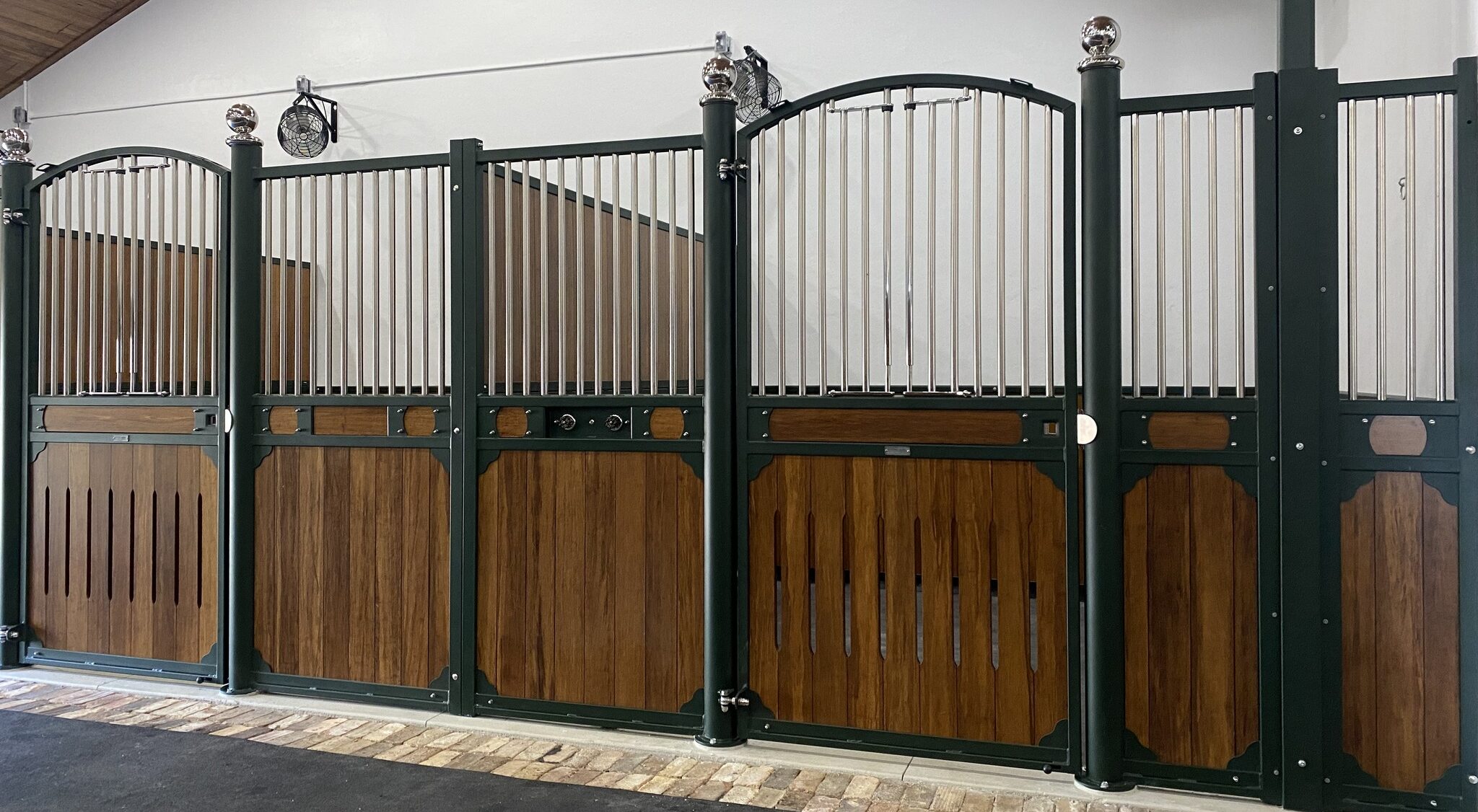 Windsor Horse Stall Walls